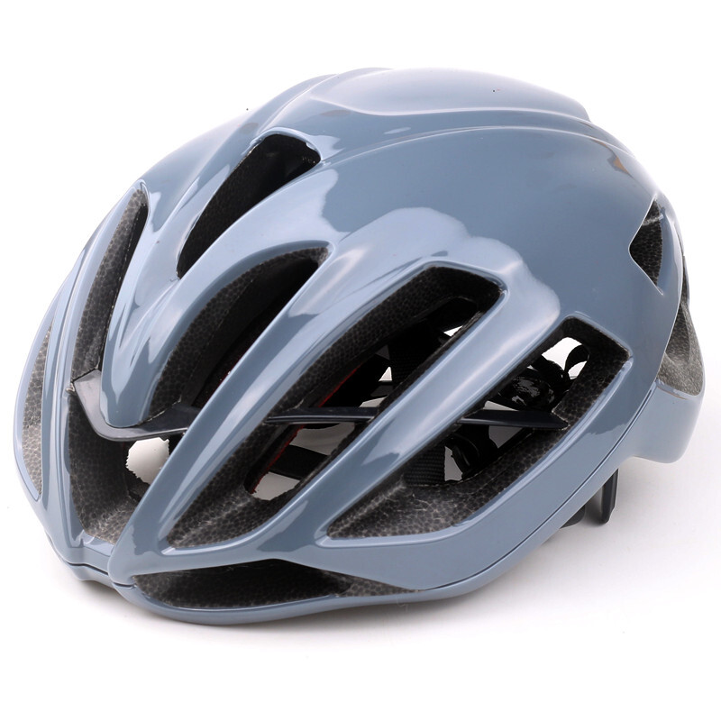 Olaszország Kerékpáros sisak Férfi Női Országúti Kerékpáros Sisak EPS Foam és PC Shell Kerékpárfelszerelés Sportsapka Bmx Méret M és L