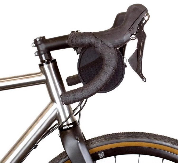 RESTRAP KANISTER TÁSKA KORÁNTÁSKA Ingázó kerékpáros fejtáska Univerzális típus