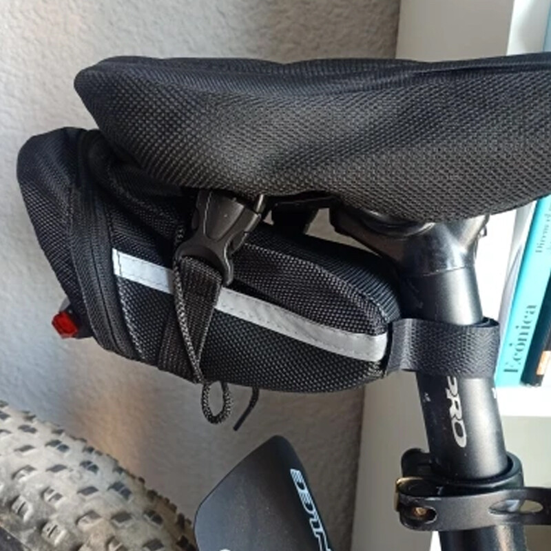 1 gab Kalnu velosipēda sēdekļu soma Velosipēda astes soma Velosipēda spilvenu soma Salokāma astes soma Uzglabāšanas soma Riteņbraukšanas aprīkojuma piederumi