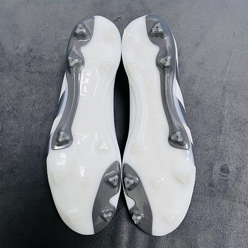 Bez mežģīnēm Vīriešu futbola apavi SLIP-ON Neslīdoši zāliena futbola apavi bērniem TF/FG Treniņfutbola zābaki Chuteira Campo 2282