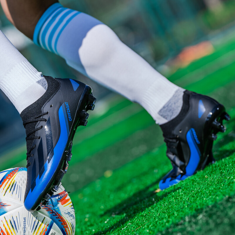 Augstas kvalitātes vīriešu futbola apavi, neslīdoši zāliena futbola apavi bērniem TF/FG treniņu futbola apavi Chuteira Campo 38-44