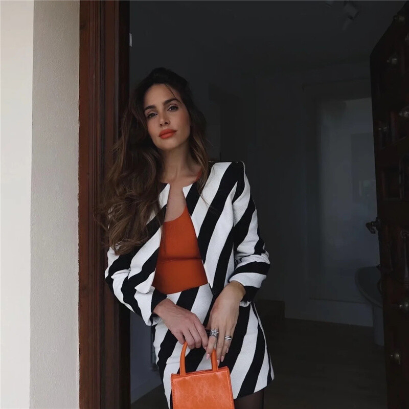 Γυναικείο Μόδα Μαύρο Λευκό Ζέβρα Ριγέ 2 τμχ Σετ 2022 Άνοιξη Chic Γυναικείες ίσιες φούστες Κοστούμια Γυναικεία κοστούμι blazer High Street
