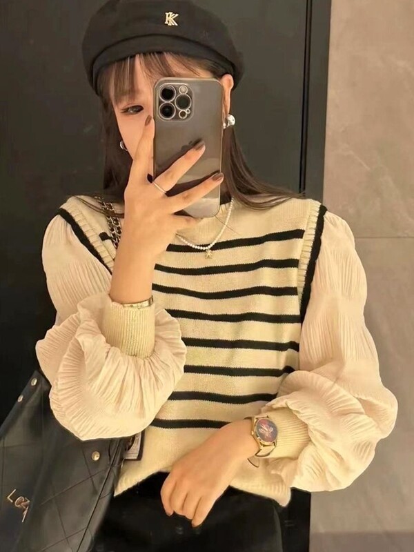 Fekete-fehér csíkos hamis kétrészes kötött női pulóver tavaszi és őszi koreai puha nyálkás pulóver női pulóver