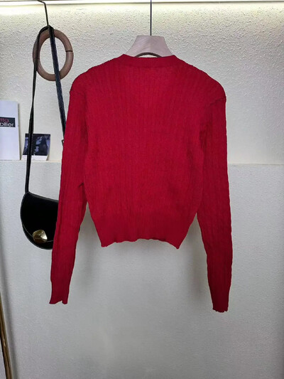 Rudens/ziemas Preppy stila izšūšanas kabelis, adīts V veida kakla izgriezums, slaidinošs apgriezts džemperis sievietēm, moderns, daudzpusīgs trikotāžas tops