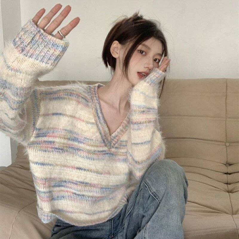 Modni pulover s duginim prugama s V izrezom Ženski jesen-zima Opušteni skraćeni džemperi Ženski korejski stil Ženska pletenina dugih rukava