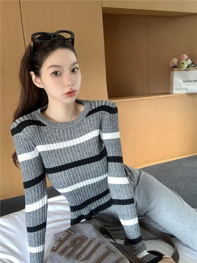 Elegantna prugasta rebrasta skraćena pletena majica dugih rukava za žene, jesen, vintage idle stil, pulover u trendu