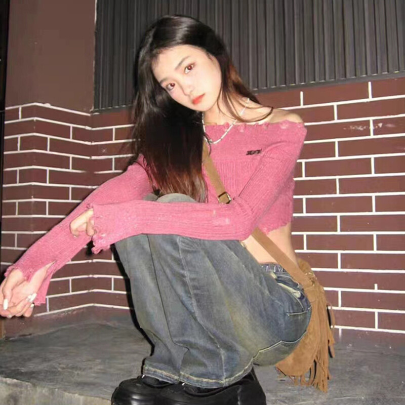 Női váll nélküli kötöttáru, egyszínű bordás csónak nyakú, hosszú ujjú show köldök vágott felsők könnyű pulóver