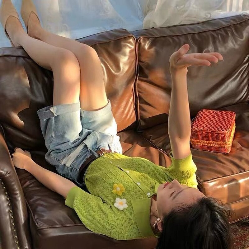 Ženski kardigan kratkih rukava, starinski dizajn s aplikacijama, ovratnik na okretanje, šik za mršavljenje, ljetne modne kratke majice izdubljene