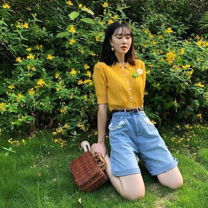 Ženski kardigan kratkih rukava, starinski dizajn s aplikacijama, ovratnik na okretanje, šik za mršavljenje, ljetne modne kratke majice izdubljene