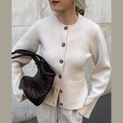 Ikdienas trikotāžas sieviešu jaka ar vienrindu, garām piedurknēm, šaurām, apaļām kakla daļām, masīva kabatas jaka, 2024. gada rudens sieviešu trikotāža