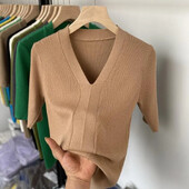 Ženski pulover kratkih rukava s V-izrezom na pruge Pletiva Slim Fit majica Korejski modni puloveri Tanke pletene majice 2024. Donje košulje