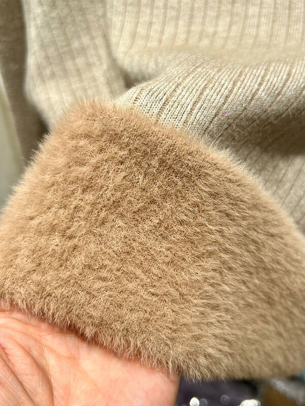 Ženski pulover Ležeran debeli topli pleteni pulover s podstavom od baršuna Jesen Zima Džemper od mekog pletiva Nove uske majice