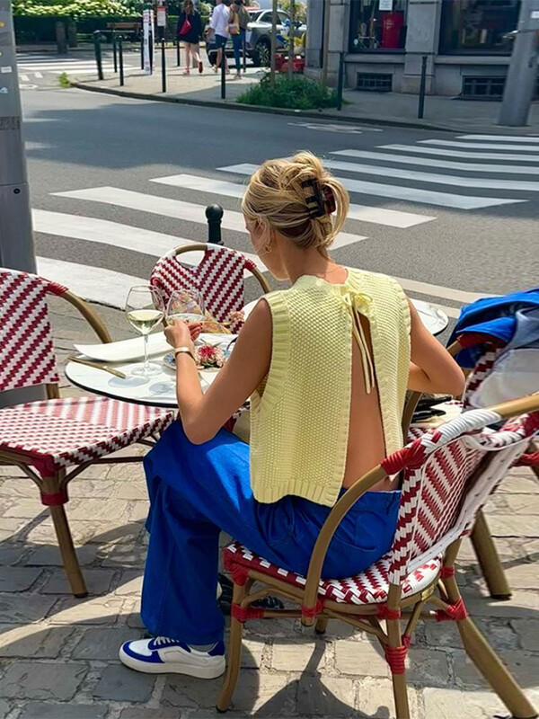 Uz augšu Ikdienišķs, elegants džemperis 2023. gada vasaras rudens elegants trikotāžas apģērbs, dzeltens adīts O veida kakls bez piedurknēm, apgriezta augšējā veste Seksīgas mežģīnes bez aizmugures