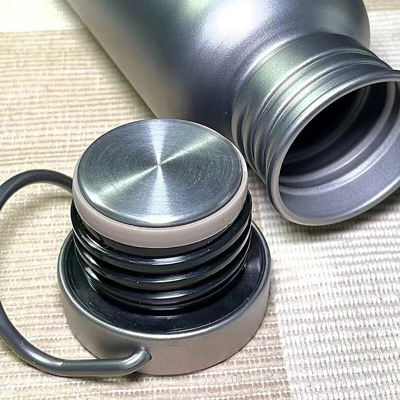 Sporta tējkanna āra pārgājieniem Titāna ūdens pudele Tīra titāna ūdens kauss viegls, svaigs pārnēsājams kempings