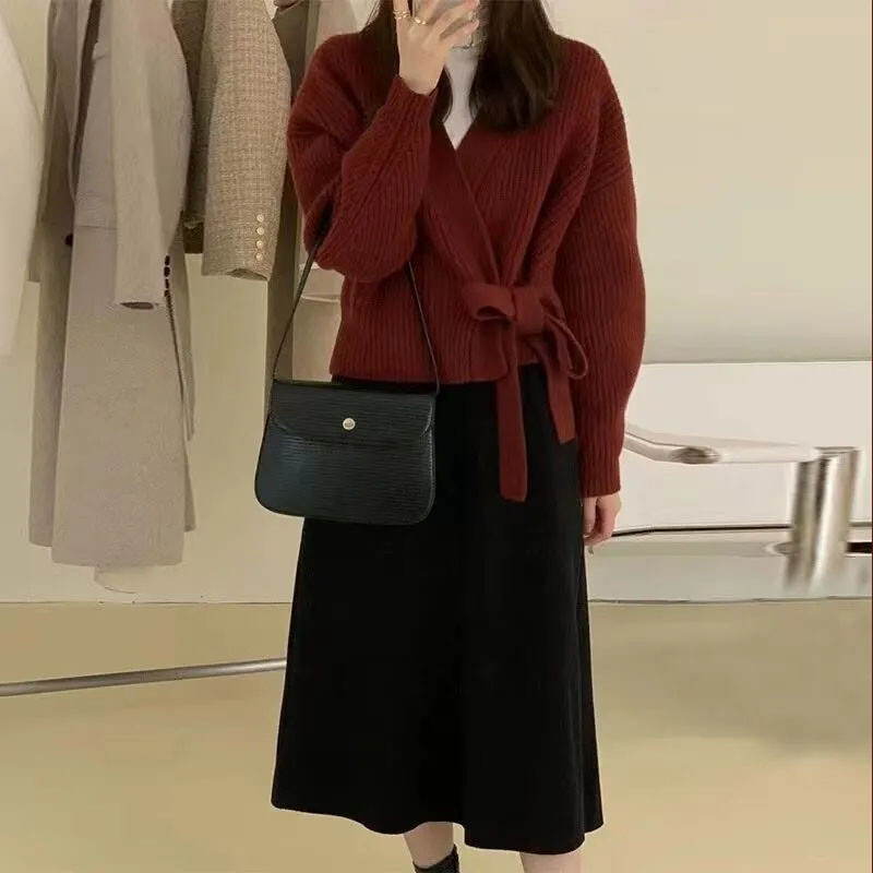 Francuski retro kardigan kaputi s V-izrezom za žene Jesen 2023. Široko pletivo na vezanje Ženski jednobojni pulover dugih rukava do struka