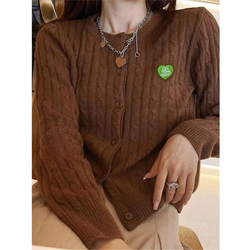 Pulover de cașmir tricotat cu broderie pentru femei Cardigan coreean retro cu răsucire la gât O tricotaj cu mânecă lungă Imbracaminte exterioară de toamnă nouă T223