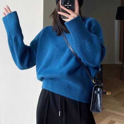 Vienkāršs, balts sieviešu džemperis, biezināts, silts 2024. gada rudens jauns džemperis ar O veida kakla izgriezumu, ikdienišķs daudzpusīgs, vienkrāsains trikotāžas džemperis