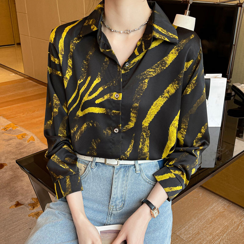 Sieviešu apģērbi Svītraini vintage krekli Pavasara garās piedurknes brīvas modes pogas, nolaižamas apkakles blūzes Eleganti temperamenta topi