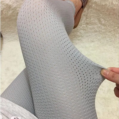 Vasaras sporta legingi sievietēm ar augstu vidukli Ledus zīda sieta elpojošas zeķubikses Legingi Sexy Workout Joga Mīkstas skriešanas Crop Bikses