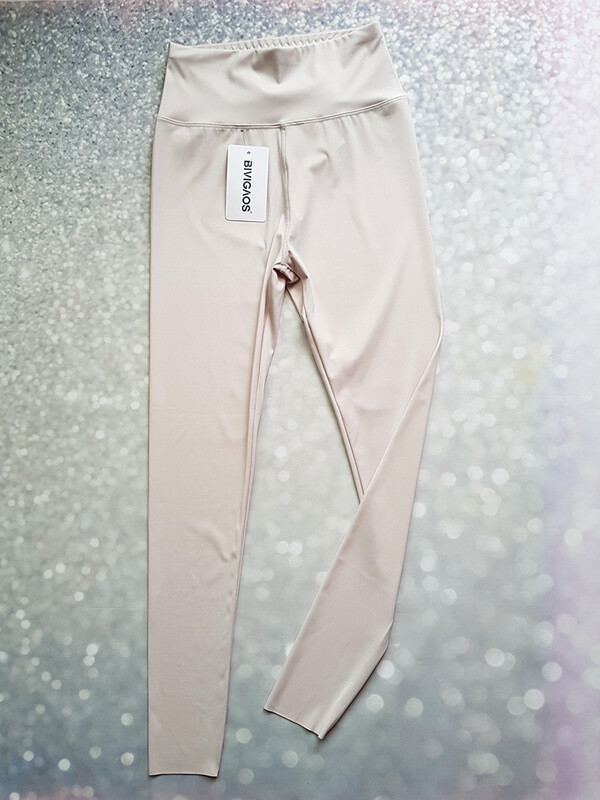 BIVIGAOS Vasaras jauni balti khaki haizivju legingi sievietēm tievi ar augstu vidukli tievas kājas izdilis legingi Sporta fitnesa legingi pavasaris