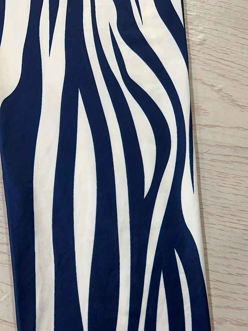 Ženske ljetne uske kratke hlače za plažu na zebraste pruge, praznični stil, uske rastezljive kapri ležerne udobne hlače