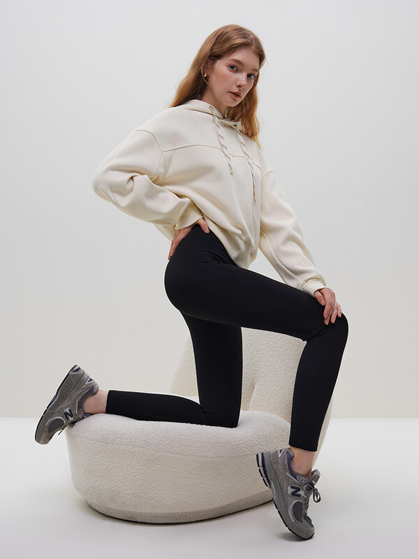 FSLE mustad säärised Shark Pants Naiste pealisrõivad 2023 Uued sügistalvised joogapüksid naistele Mustad vabad retuusid