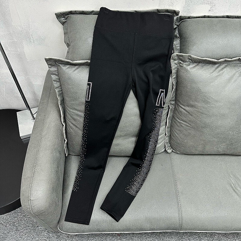 Burts Rhinestone Black Legingi Sieviešu ārējais apģērbs Pavasaris Vasara Elastīga Smagās Rūpniecības Eiropas preces Dimanta apgrieztas bikses