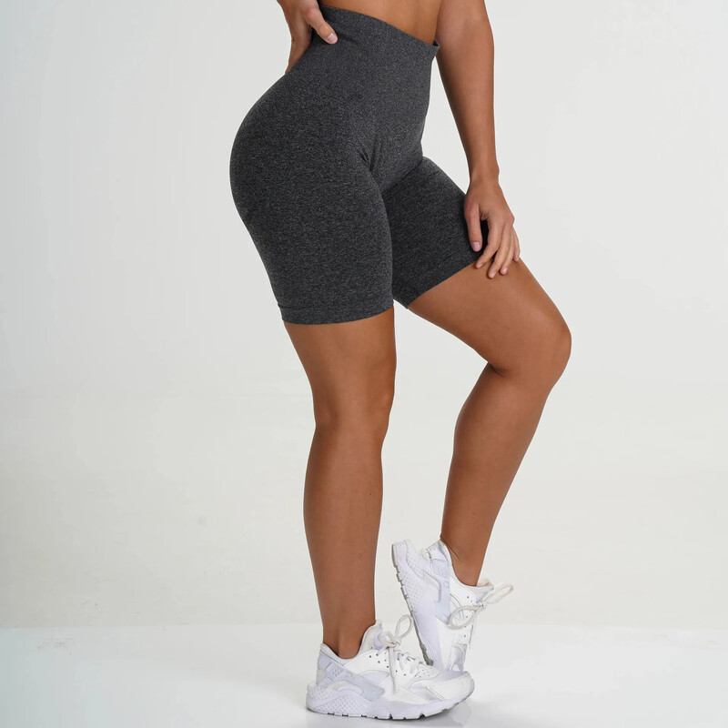 Piersici Fese Leggings Fitness Femei Sală Sport Pantaloni scurti pentru alergare Pantaloni șold în trei puncte Pantaloni scurți de yoga cu talie înaltă fără sudură