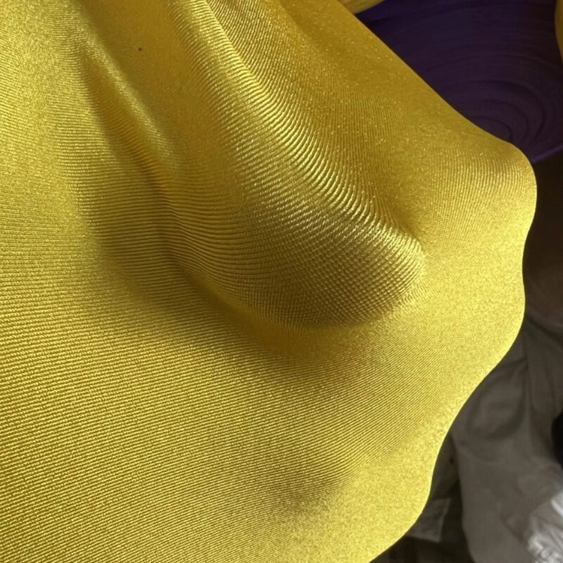 Spīdīgi sieviešu jogas legingi liela izmēra legingi ar augstu vidukli