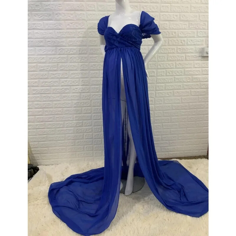 Seksīga grūtnieču fotosesija, garas kleitas, zilas, zaļas, dušas kleitas, elastīgas grūtnieces fotografēšanas rekvizīti, gara kleita