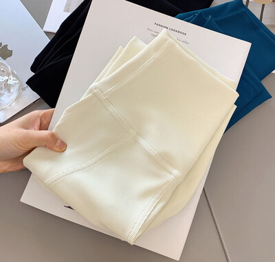 Sieviešu rievojums ar augstu vidukli Joga Bikses Push Up Sporta Legingi Bezšuvju skriešanas zeķubikses Treniņa bikses Sporta apģērbs