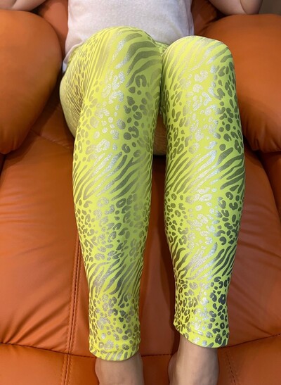 Glancētas leoparda bezšuvju satīna zeķubikses legingi Seksīgas japāņu augstas vidukļa liela izmēra fitnesa sporta zeķbikses