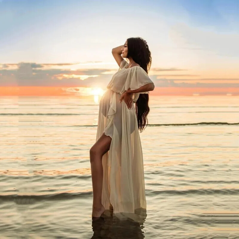 Vasaras šifona slīpsvītra kakla grūtnieču fotografēšana garās kleitas sānos šķēlumi Boho šifona grūtniecības foto šaušanas maksi kleita