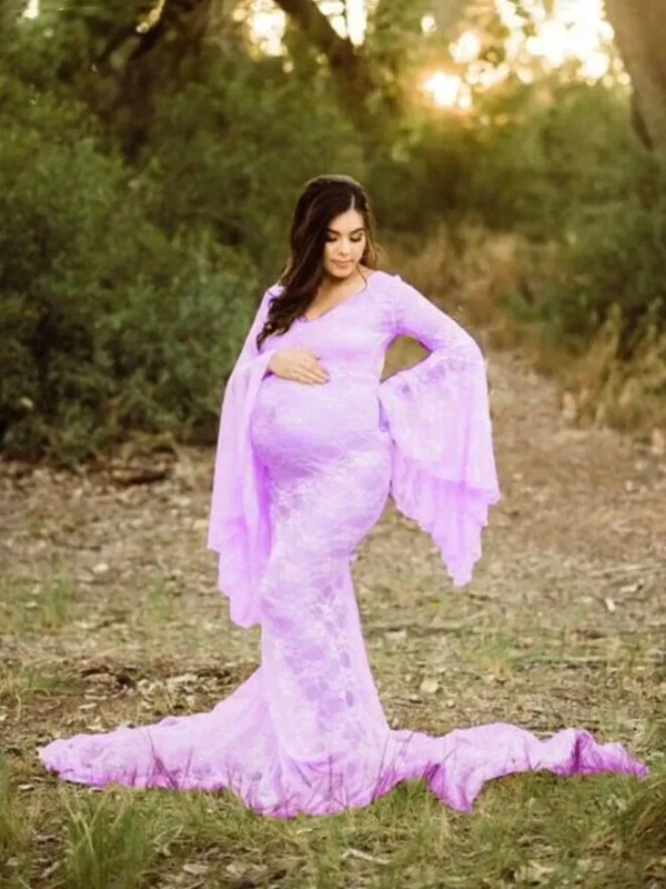 Seksīgas mežģīņu kleitas grūtniecēm, nāriņas