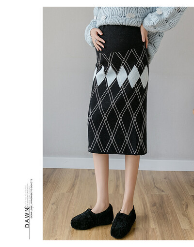 Jauni ziemas grūtnieču svārki uz gurniem vēderā, adīti svārki bloka krāsā, svītraini, ģeometriski svārki grūtniecēm