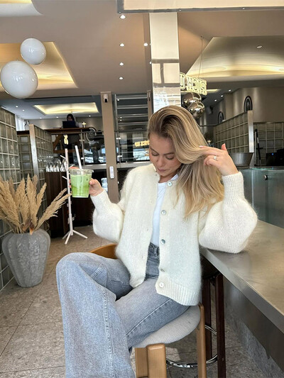 Sieviešu, saldi, eleganti, mohēras trikotāžas jakas Eleganti ar kaklu, vienrindu džemperis ar garām piedurknēm, 2024. gada rudens sieviešu modes džemperi