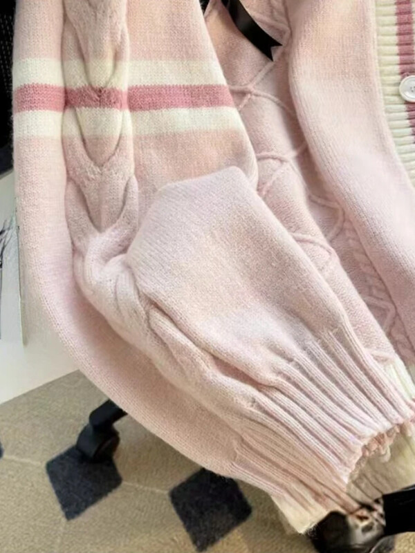 Sweet Bow Trikotāžas jakas Y2k Estētiskas visu atbilstu kontrasta krāsas mēteļi Modes vienrindas sieviešu Kawaii JK džemperi Džemperis