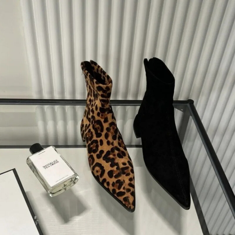 2024 Modne ženske gležnjače s patentnim zatvaračima na špic s cipelama na nisku petu Ženska obuća s leopard printom Ženske rastezljive moderne čizme