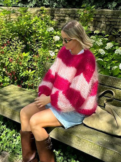 2024. gada jauns rudens sieviešu, mohēras svītru jaciņš, modes kontrasts ar atvērtu dūrienu garām piedurknēm džemperis High Street Sieviešu ielas trikotāža