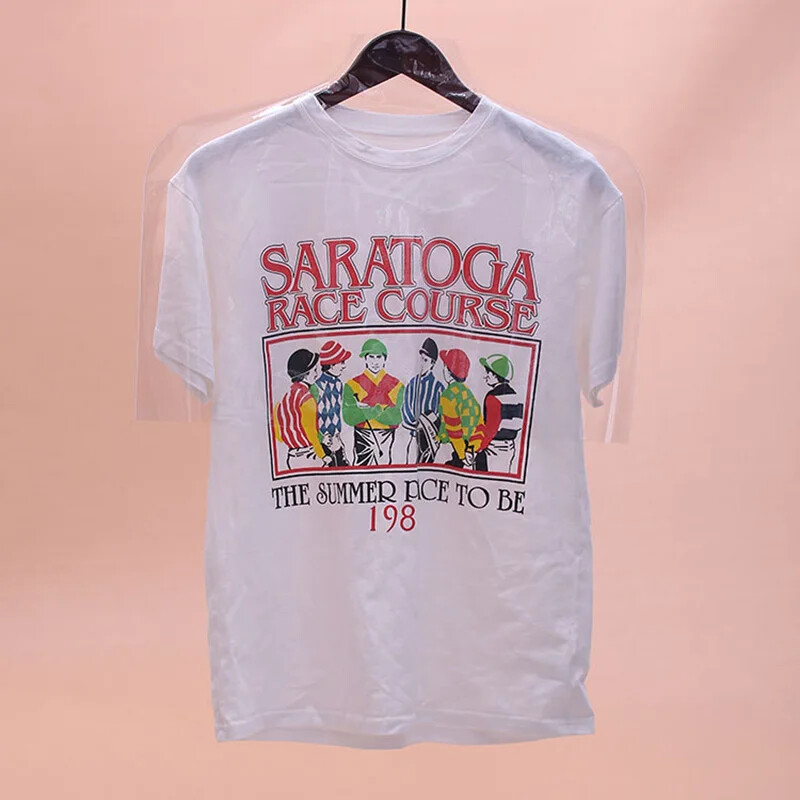 Caurspīdīgi PVC pārvalki apģērbam.