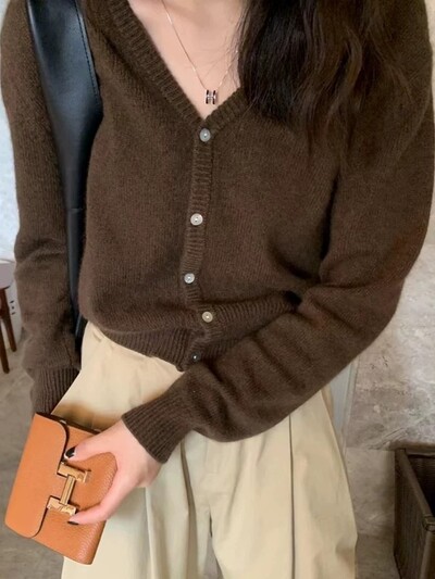 Versiunea coreeană de toamnă noua cardigan de cașmir cu decolteu în V pentru femei pulover scurt, de culoare solidă, pulover tricotat, haină simplă