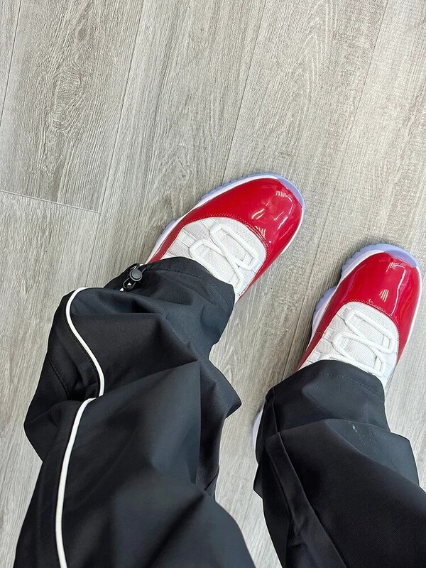 1950. aastate Ameerika kõrgtänava vanad spordipüksid, mehed, naised, suvised sirged silindrilised lahtised vabaaja pikad püksid hingavad muud