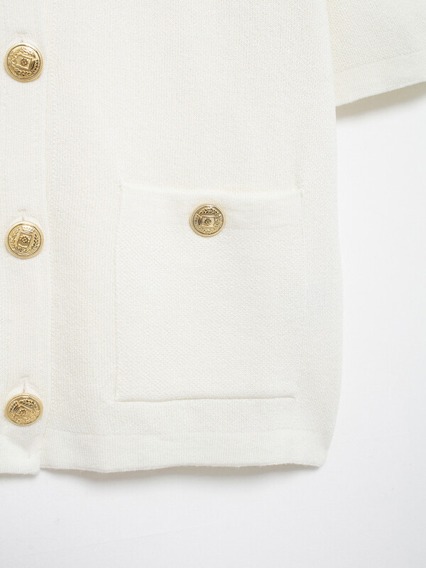 KAOPU ZA Femei cu nasturi buzunare plasate cardigan tricot vintage decolteu cu mâneci scurte îmbrăcăminte exterioară pentru femei topuri șic