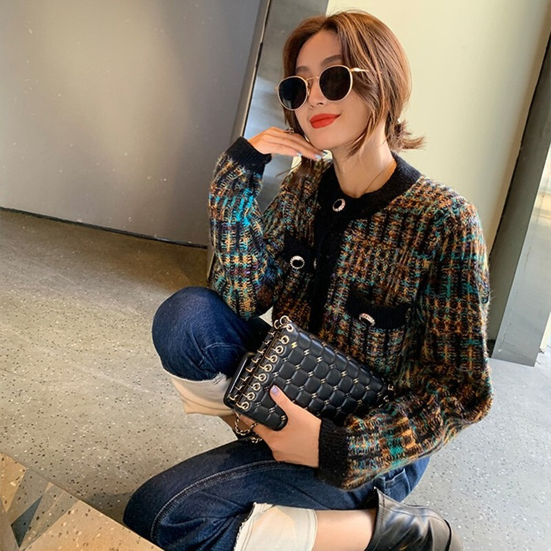 Sieviešu džemperis, 2023. gada rudens un ziema, modes jauns, apaļš kakls ar garām piedurknēm, krāsai atbilstošā trikotāžas jaka.