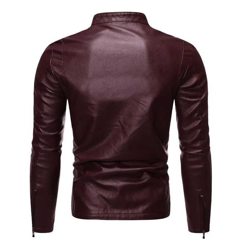 Moderna, moderna ādas jaka ar apkakli.