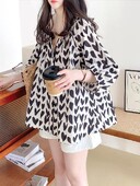 Cămăși de vară de maternitate dulci, cu mâneci lanternă, decolteu în V, femei însărcinate, bluze din bumbac, in, Top alb cu modele negre