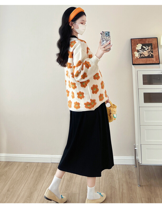 Őszi és téli terhes női pulóverek laza divat virágos dzsekik hosszú ujjú O-nyakú, egysoros kismama kötött kabát