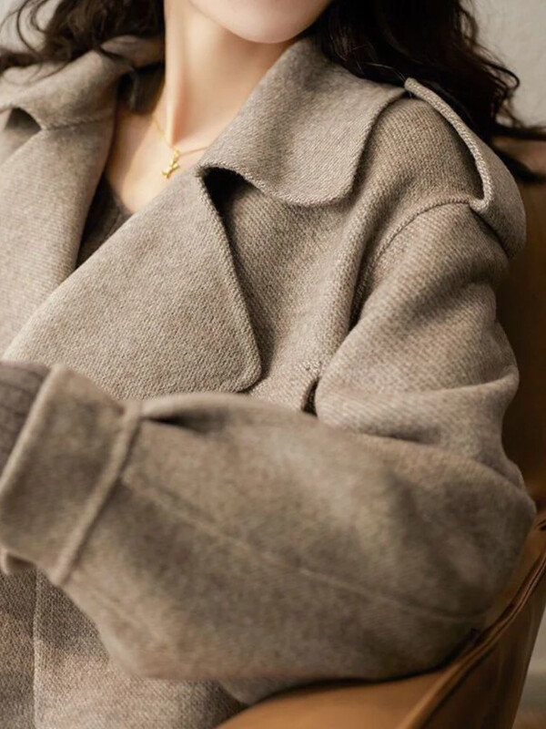 Sieviešu ziemas jakas 2024. gada modes siltas ikdienas īsās jakas sievietēm ar nolaižamu apkakli, rudens un ziemas sieviešu vilnas mēteļi