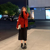 Nėščios moters rudeninis megztinis raudonas ilgomis rankovėmis V formos kaklu, netaisyklingo mygtuko skraidymas Nėščioms megztas švarkas Nėštumo kardiganai