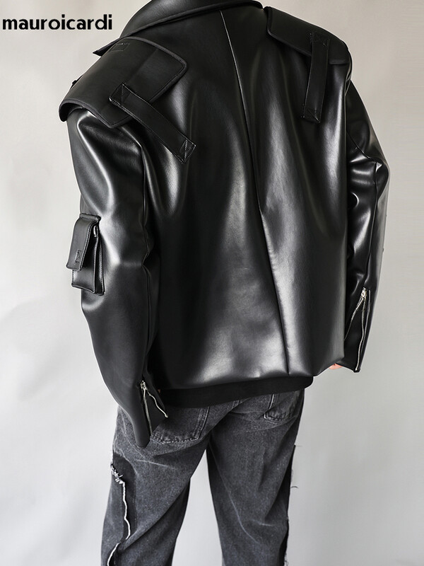 Mauroicardi Primăvară Toamnă Cool Oversized Scurt Negru Moale Jachetă din piele sintetică Bărbați Fermoar Haine de designer de lux Pista Moda